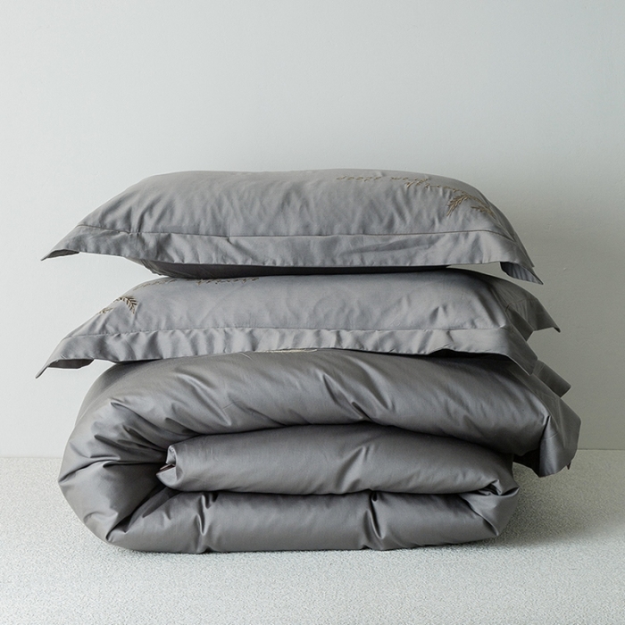 91家纺网 家纺一手货源 找家纺 澳萝拉 2020新款60支长绒棉四件套 绅士灰