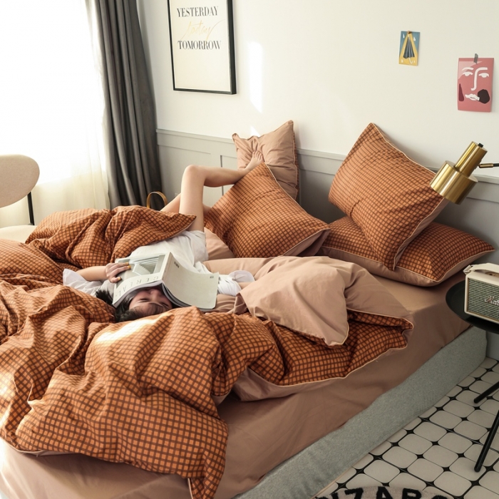 91家纺网 家纺一手货源 找家纺 澳萝拉 2020新款13372全棉滚边格子款四件套 焦糖格