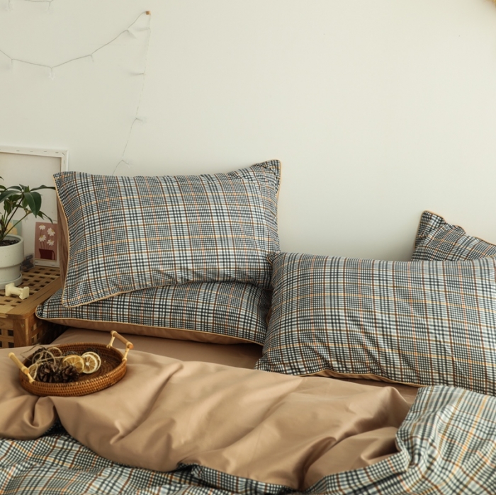 91家纺网 家纺一手货源 找家纺 澳萝拉 2020新款13372全棉滚边格子款四件套 英伦格