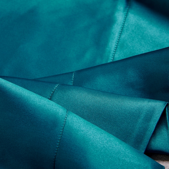 91家纺网 家纺一手货源 找家纺 威克凯丽 2021新款素色真丝四件套 孔雀蓝