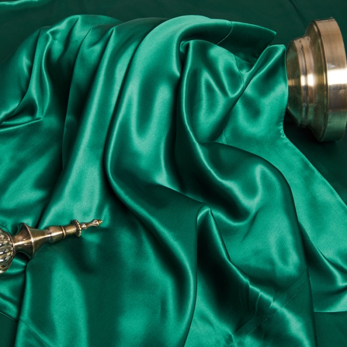 91家纺网 家纺一手货源 找家纺 威克凯丽 2021新款素色真丝四件套 墨绿