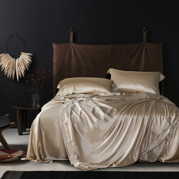 91家纺网 家纺一手货源 找家纺 威克凯丽 2021新款素色真丝四件套 浅金