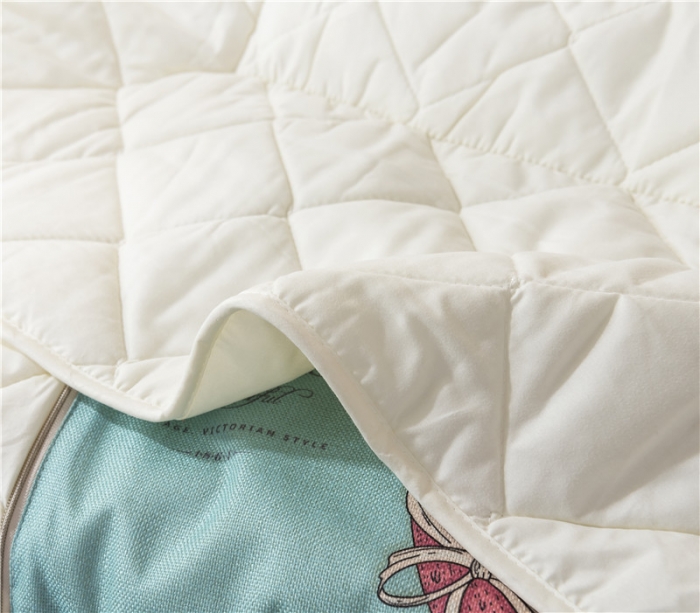 91家纺网 家纺一手货源 找家纺 （总）博笔熊 2020新款亚麻抱枕