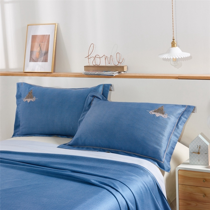 91家纺网 家纺一手货源 找家纺 （总）威克凯丽 2021新款绣花款竹语天丝软凉席