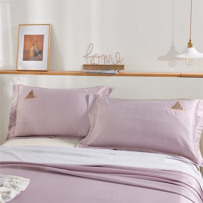 91家纺网 家纺一手货源 找家纺 威克凯丽 2021新款绣花款竹语天丝软凉席 爱丁堡-鲜桃粉