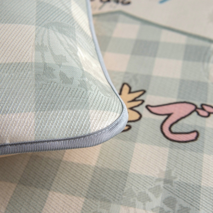 91家纺网 家纺一手货源 找家纺 同田家纺 网供2020新款数码大版印花卡通二次元冰丝三明治凉席 格子花