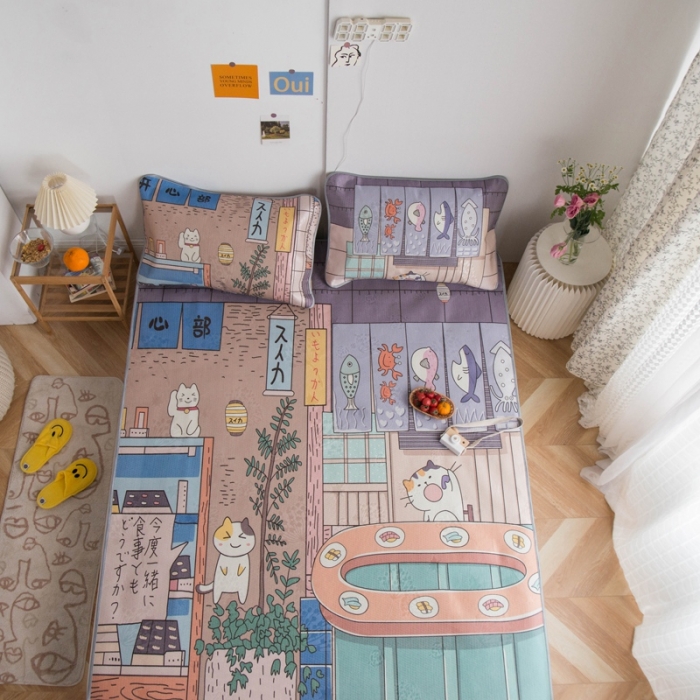 91家纺网 家纺一手货源 找家纺 同田家纺 网供2020新款数码大版印花卡通二次元冰丝三明治凉席 猫咪之家