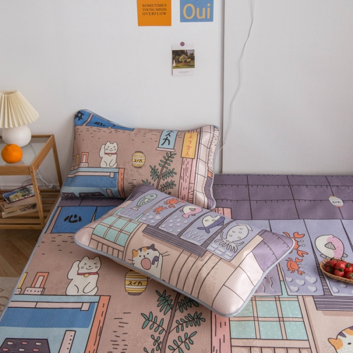 91家纺网 家纺一手货源 找家纺 同田家纺 网供2020新款数码大版印花卡通二次元冰丝三明治凉席 猫咪之家