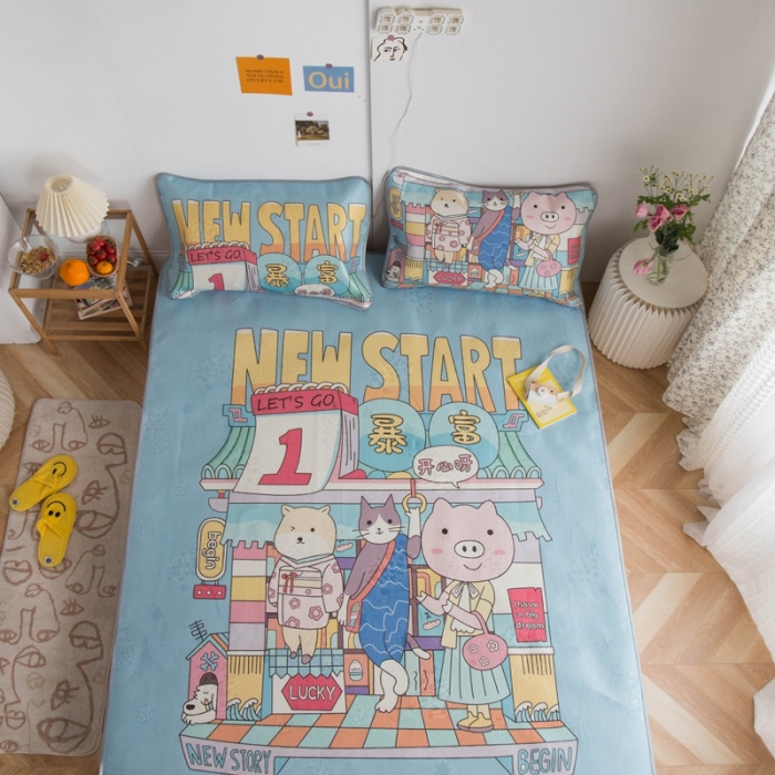 91家纺网 家纺一手货源 找家纺 同田家纺 网供2020新款数码大版印花卡通二次元冰丝三明治凉席 幸运之初