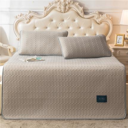 91家纺网 家纺一手货源 找家纺 威克凯丽 2021新款凉感丝纯色乳胶凉席 海纳浅灰