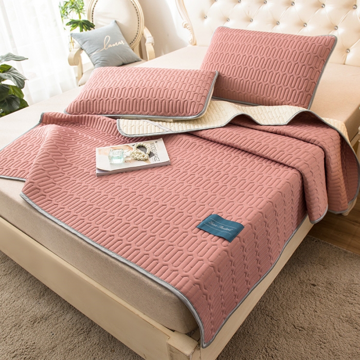 91家纺网 家纺一手货源 找家纺 威克凯丽 2021新款凉感丝纯色乳胶凉席 海纳豆沙