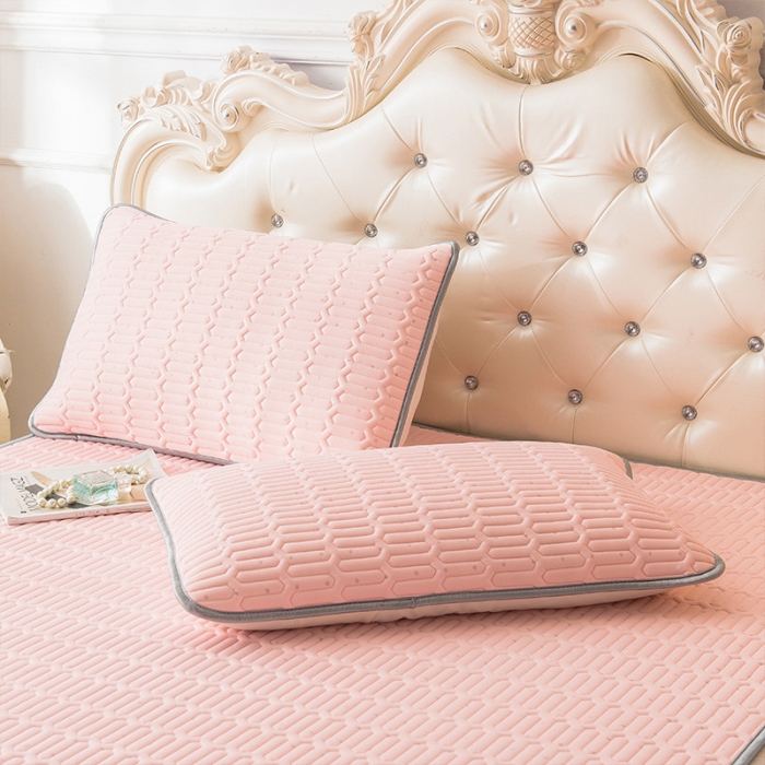 91家纺网 家纺一手货源 找家纺 威克凯丽 2021新款凉感丝纯色乳胶凉席 海纳粉玉