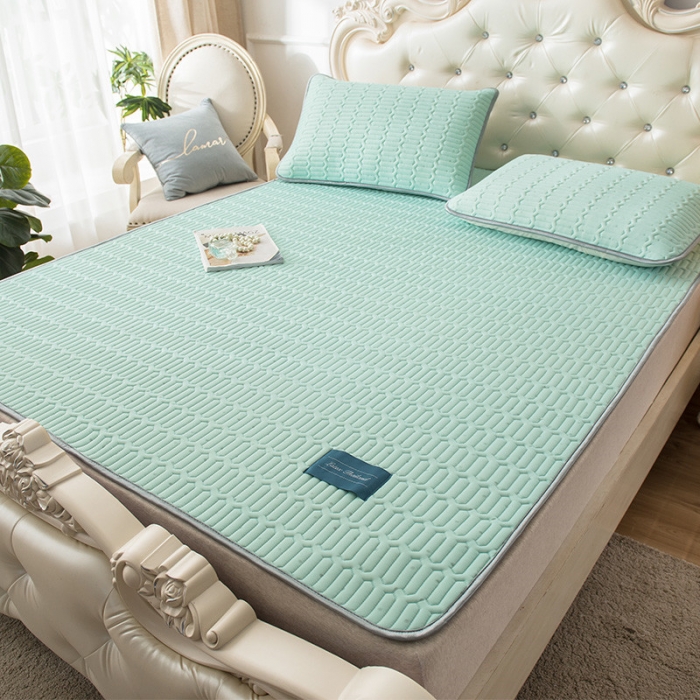 91家纺网 家纺一手货源 找家纺 威克凯丽 2021新款凉感丝纯色乳胶凉席 海纳果绿