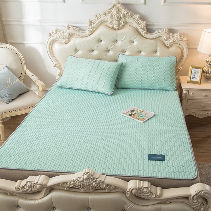 91家纺网 家纺一手货源 找家纺 威克凯丽 2021新款凉感丝纯色乳胶凉席 海纳果绿