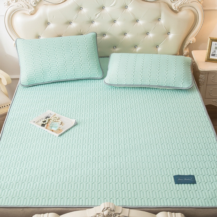 91家纺网 家纺一手货源 找家纺 威克凯丽 2021新款凉感丝纯色乳胶凉席 海纳果绿