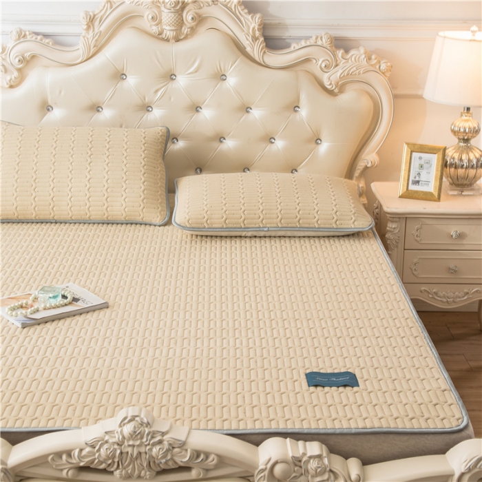 91家纺网 家纺一手货源 找家纺 威克凯丽 2021新款凉感丝纯色乳胶凉席 海纳米黄