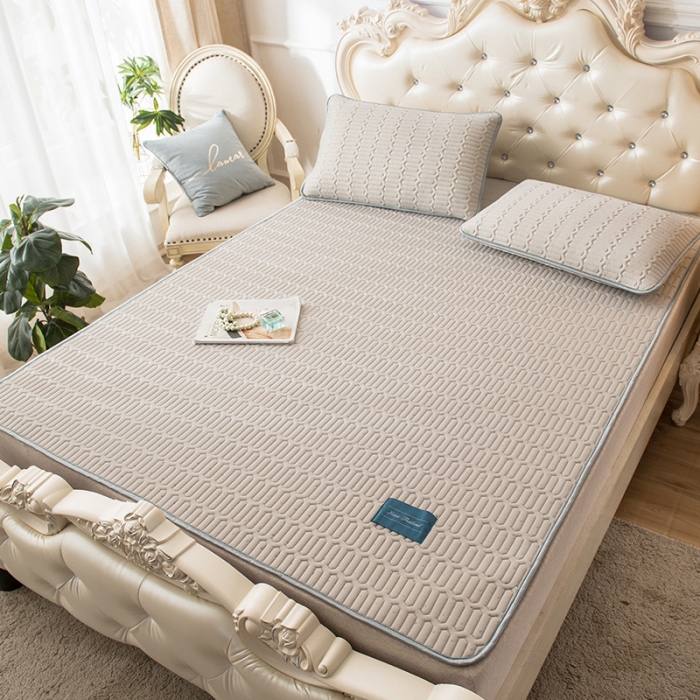 91家纺网 家纺一手货源 找家纺 威克凯丽 2021新款凉感丝纯色乳胶凉席 海纳浅灰