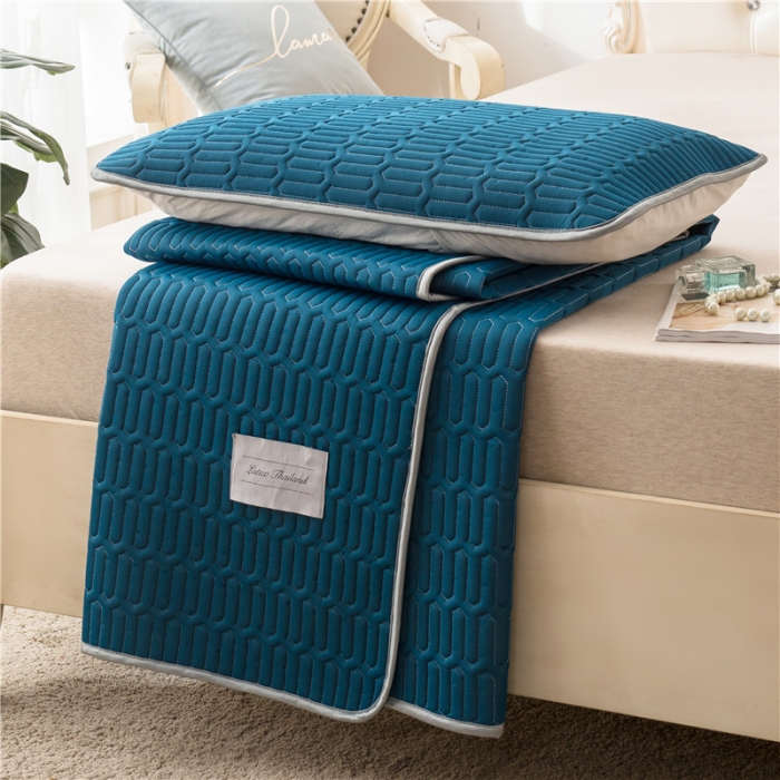 91家纺网 家纺一手货源 找家纺 威克凯丽 2021新款凉感丝纯色乳胶凉席 海纳青蓝