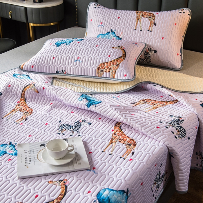 91家纺网 家纺一手货源 找家纺 威克凯丽 2021新款凉感丝印花乳胶凉席 宠乐园