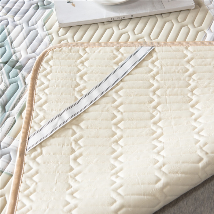 91家纺网 家纺一手货源 找家纺 威克凯丽 2021新款凉感丝印花乳胶凉席 富贵花-黄