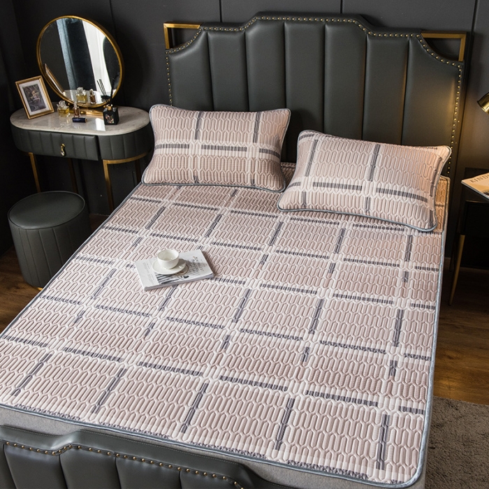 91家纺网 家纺一手货源 找家纺 威克凯丽 2021新款凉感丝印花乳胶凉席 格子-浅粉