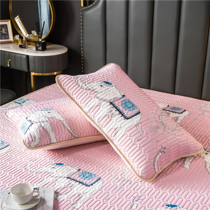 91家纺网 家纺一手货源 找家纺 威克凯丽 2021新款凉感丝印花乳胶凉席 吉象-粉