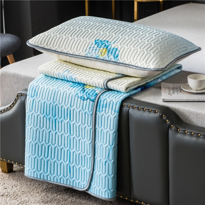 91家纺网 家纺一手货源 找家纺 威克凯丽 2021新款凉感丝印花乳胶凉席 千瓣莲-蓝