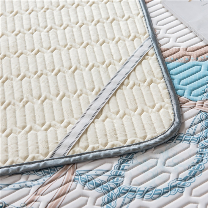 91家纺网 家纺一手货源 找家纺 威克凯丽 2021新款凉感丝印花乳胶凉席 同心结