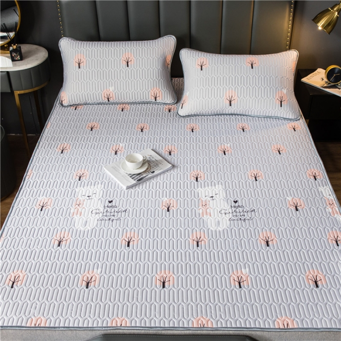 91家纺网 家纺一手货源 找家纺 威克凯丽 2021新款凉感丝印花乳胶凉席 微笑熊-灰