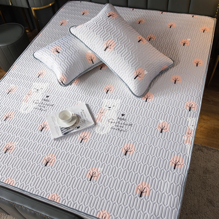 91家纺网 家纺一手货源 找家纺 威克凯丽 2021新款凉感丝印花乳胶凉席 微笑熊-灰