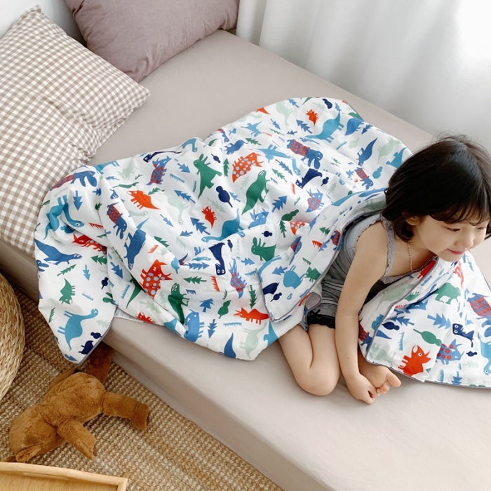 91家纺网 家纺一手货源 找家纺 时年家纺 2020新款40支全棉13372喷气羽丝夏被 小小恐龙