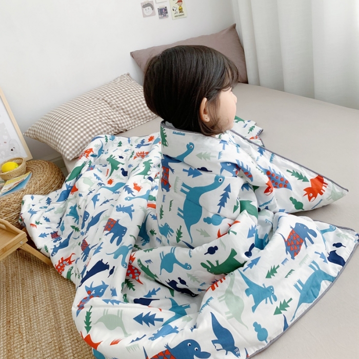 91家纺网 家纺一手货源 找家纺 时年家纺 2020新款40支全棉13372喷气羽丝夏被 小小恐龙