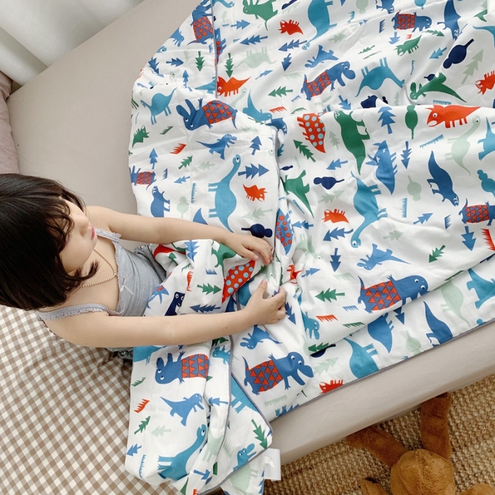 91家纺网 家纺一手货源 找家纺 时年家纺 2020新款40支全棉13372喷气羽丝夏被 小小恐龙