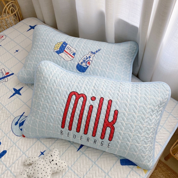 91家纺网 家纺一手货源 找家纺 萝莉家纺 数码印花水洗空调软席三件套（milk牛奶 ）