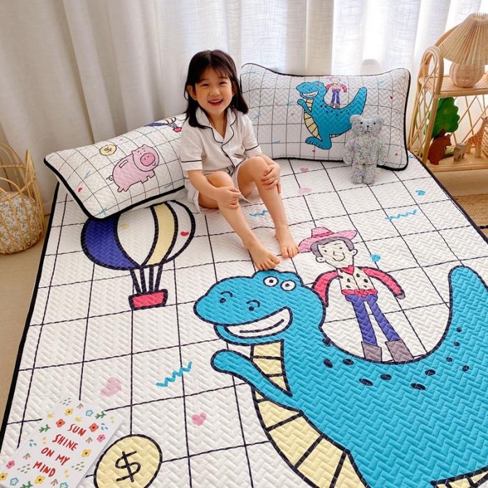 91家纺网 家纺一手货源 找家纺 萝莉家纺 数码印花水洗空调软席三件套（恐龙达人）