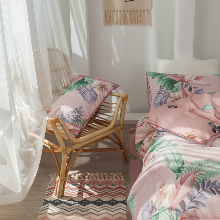 91家纺网 家纺一手货源 找家纺 （总）星期八 2020新款全棉13372浪漫嵌条四件套系列