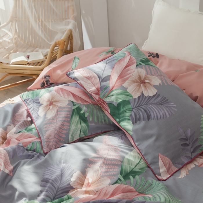 91家纺网 家纺一手货源 找家纺 星期八 2020新款全棉13372浪漫嵌条四件套系列 迷恋-灰