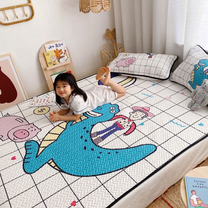 91家纺网 家纺一手货源 找家纺 萝莉家纺 数码印花水洗空调软席三件套（恐龙达人）