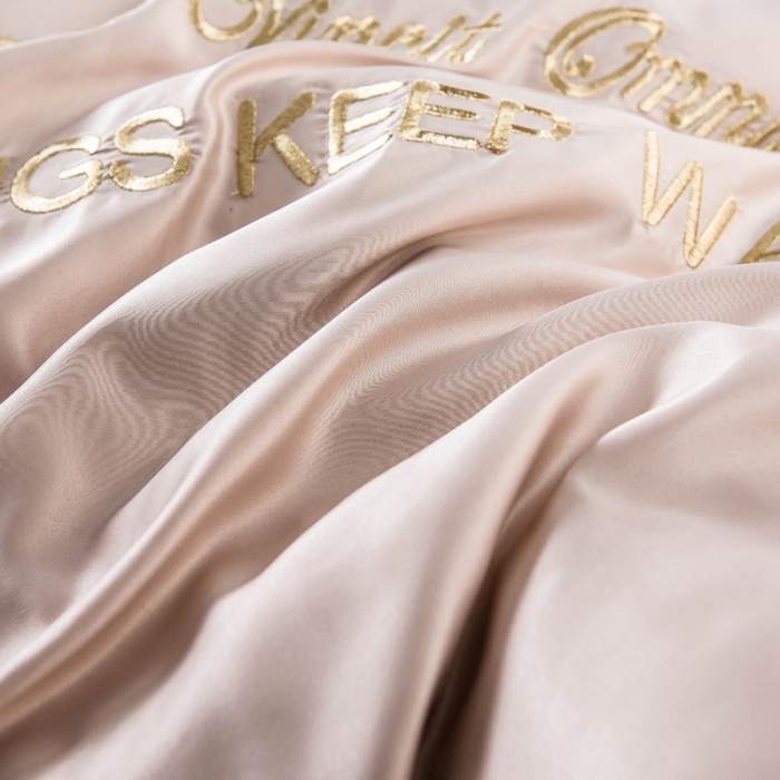 91家纺网 家纺一手货源 找家纺 欧冠家纺 2020爆款盛夏水洗真丝四件套 粉玉香槟