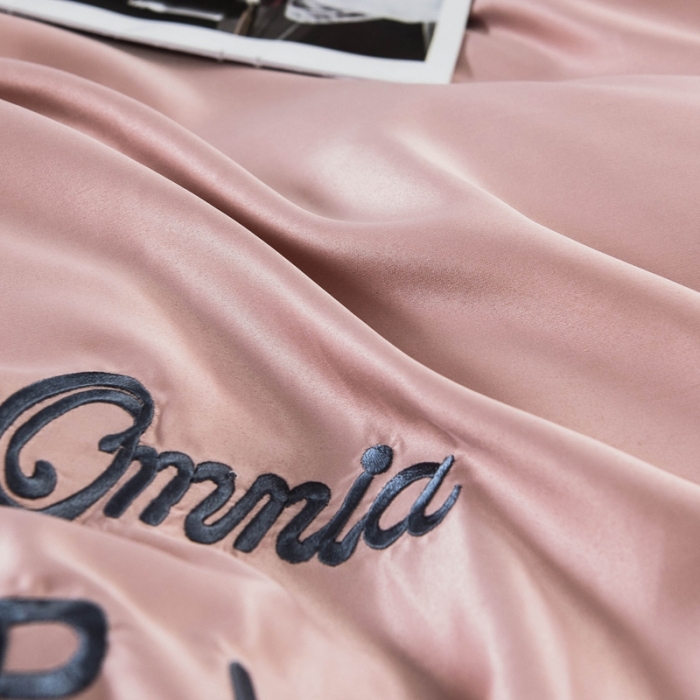 91家纺网 家纺一手货源 找家纺 欧冠家纺 2020爆款盛夏水洗真丝四件套 香槟+深灰