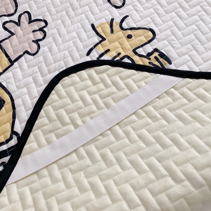 91家纺网 家纺一手货源 找家纺 萝莉家纺 数码印花水洗空调软席三件套天丝乳胶软席（史努比）