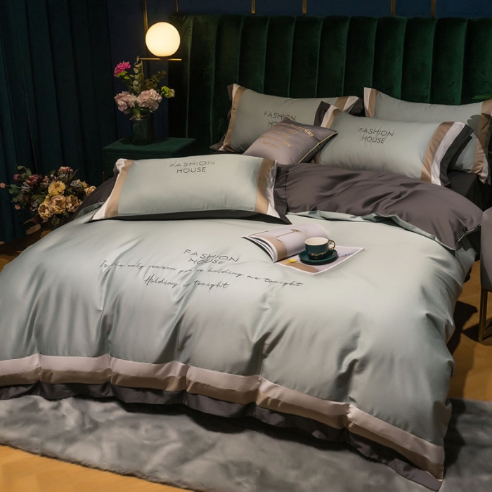 91家纺网 家纺一手货源 找家纺 爱缦 2020新款双面60S长绒棉绣花拼接款四件套 繁星蓝