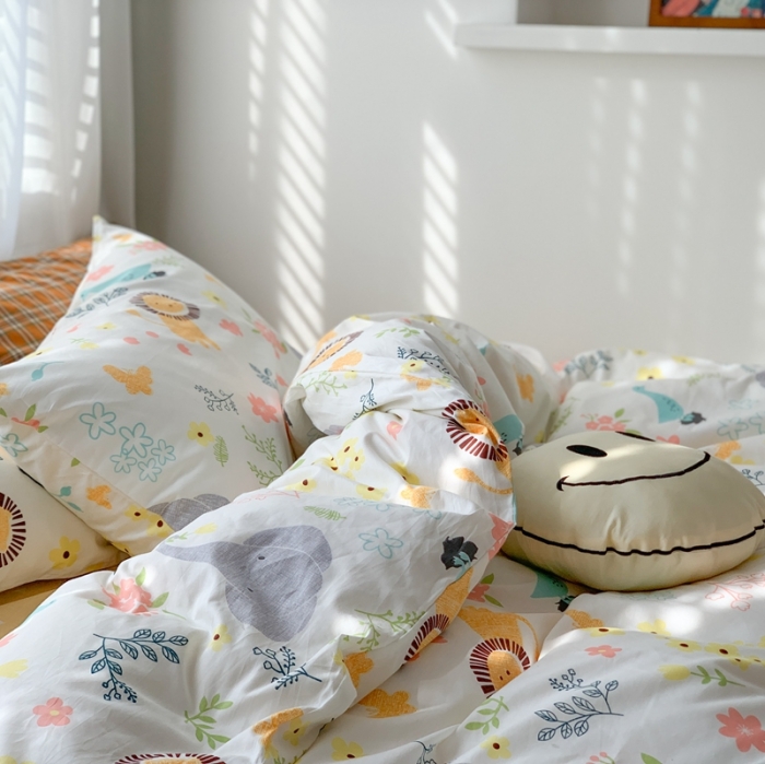 91家纺网 家纺一手货源 找家纺 时年 2020新款40s全棉小可爱系列四件套 丛林（白）