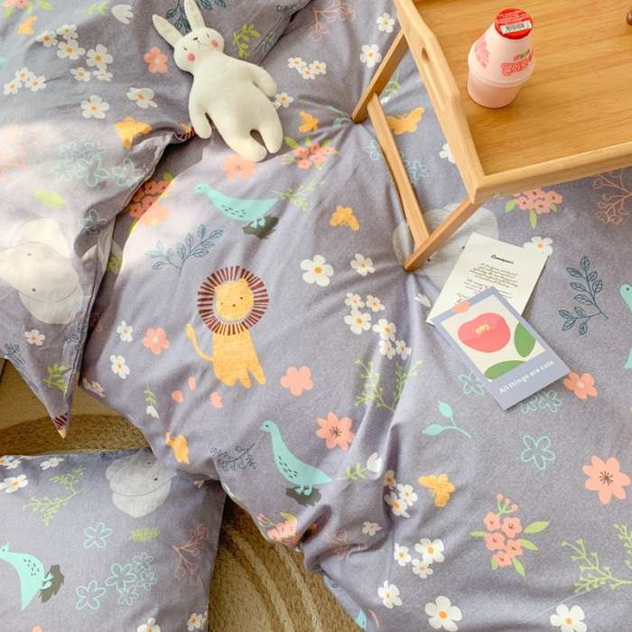 91家纺网 家纺一手货源 找家纺 时年 2020新款40s全棉小可爱系列四件套 丛林（紫灰）