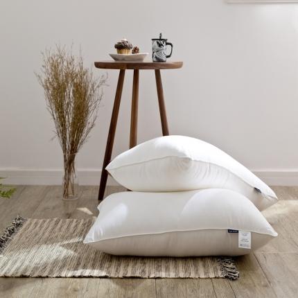 91家纺网 家纺一手货源 找家纺 境月枕芯  2020新款亲肤系列枕    白