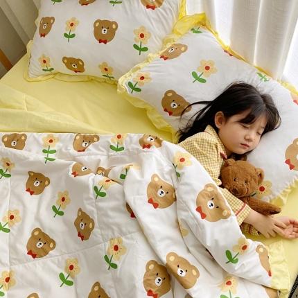 91家纺网 家纺一手货源 找家纺 顾里 2020新款ins治愈小清新水洗棉夏被四件套 小花熊