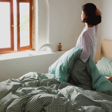 91家纺网 家纺一手货源 找家纺 顾里 2020新款全棉系带复古格纹四件套 复古绿