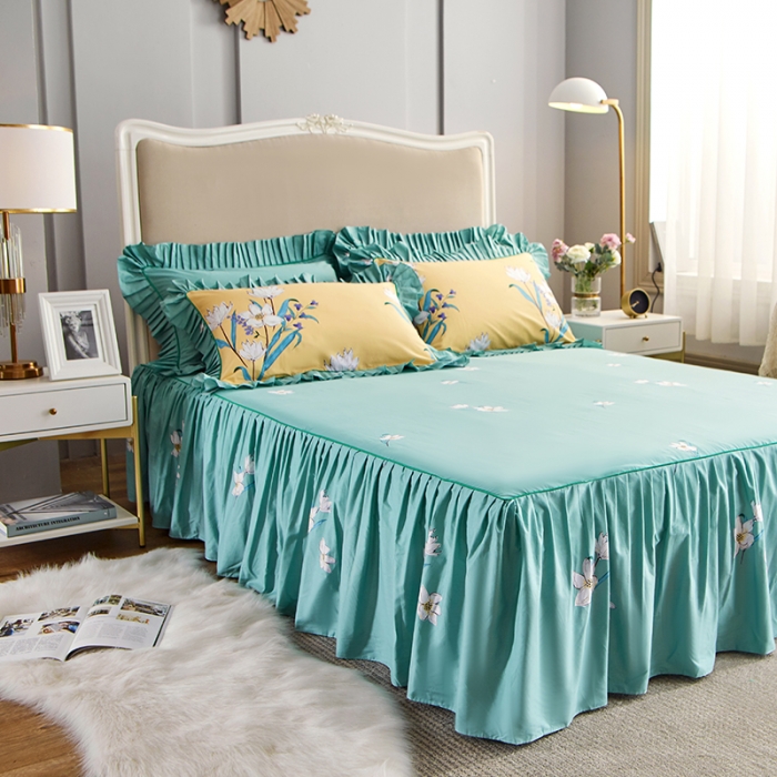 91家纺网 家纺一手货源 找家纺 菊上 2020新款全棉13372印花床裙三件套 爱丽丝