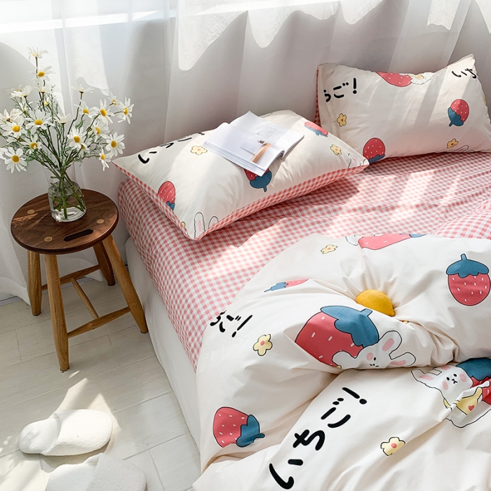 91家纺网 家纺一手货源 找家纺 狠狠爱 2020新款印花四件套 小草莓