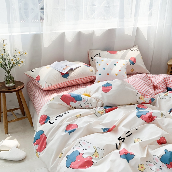 91家纺网 家纺一手货源 找家纺 狠狠爱 2020新款印花四件套 小草莓